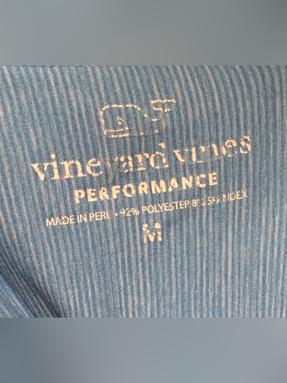Men’s Vineyard Vines Sankaty Performance Polo Size Medium - Picture 5 of 8